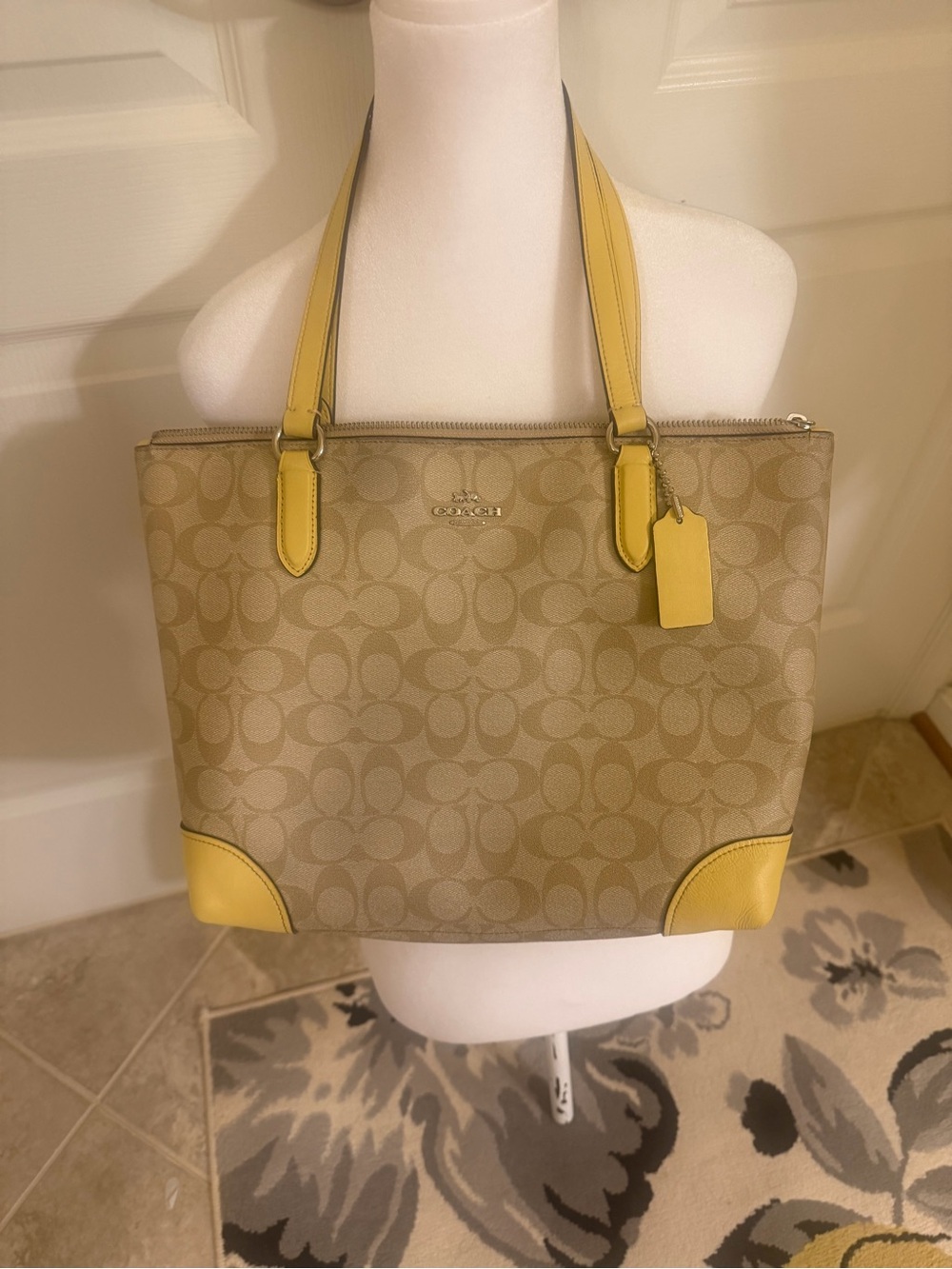 Coach Beige Signature Tote with Yellow Trim “Authentic” - Picture 4 of 13